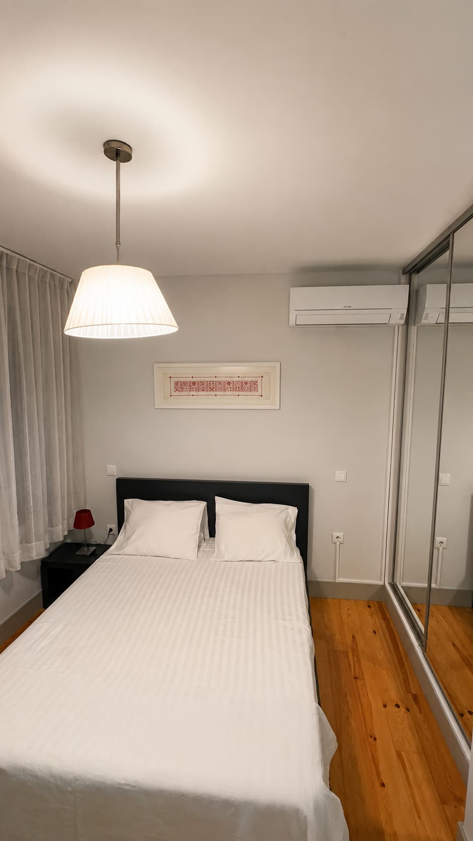 Quarto com ar condicionado em Guimarães